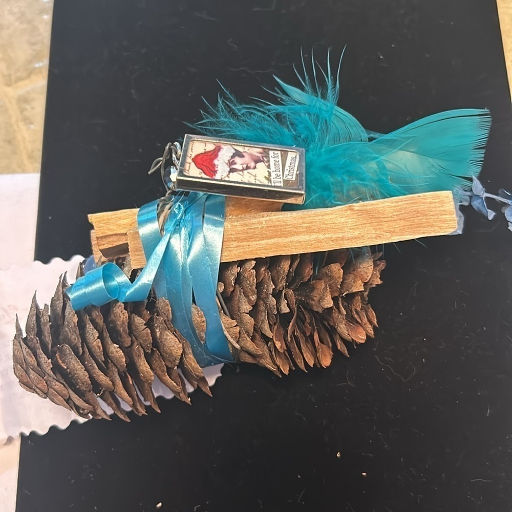 Palo Santo 4 Yule/Christmas - Picture 4 of 6